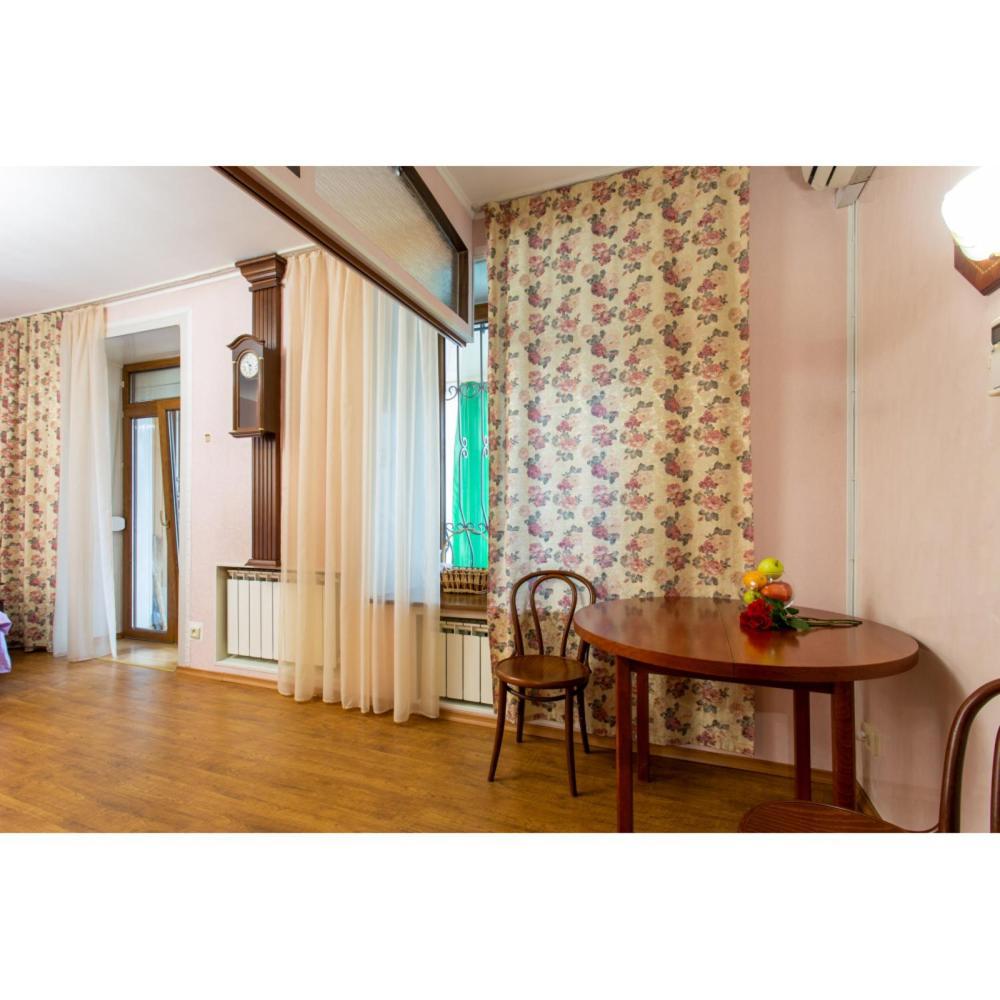 Бакулина 14 Apartment Kharkiv Bagian luar foto